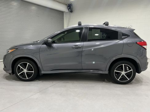 Used 2021 Honda HR-V Touring image 5