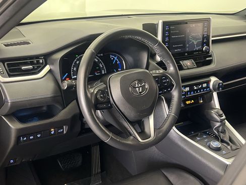 Used 2019 Toyota RAV4 XSE image 14
