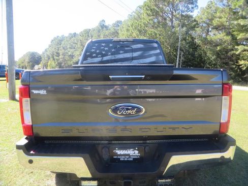 Used 2019 Ford F250 Lariat w/ Lariat Value Package image 7