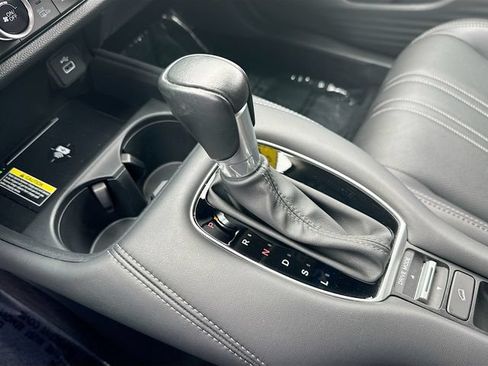 Certified 2025 Honda HR-V EX-L image 21
