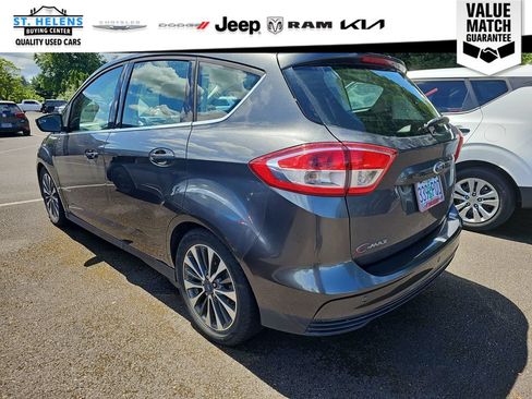 Used 2017 Ford C-MAX Titanium FWD image 4