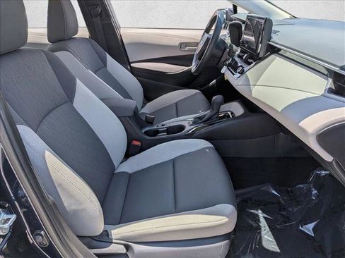 Used 2025 Toyota Corolla LE FWD image 20