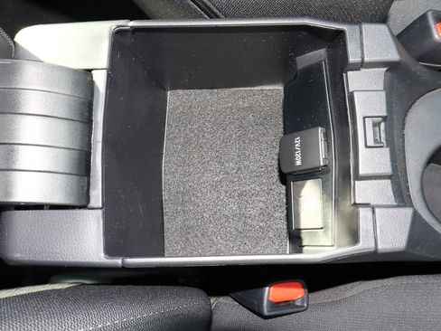 Used 2025 Toyota Corolla LE FWD image 23