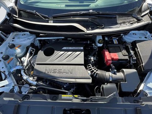 Used 2025 Nissan Rogue Platinum AWD/4WD image 13