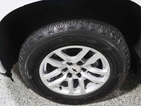 Used 2020 Chevrolet Silverado 1500 RST image 11