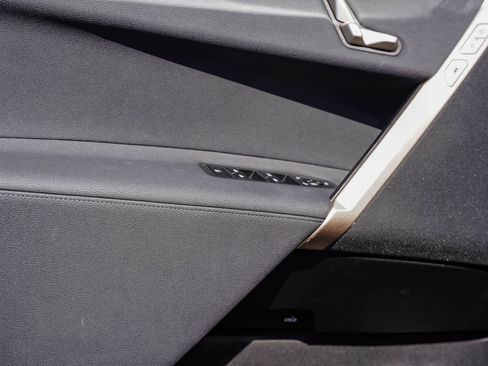 Used 2023 BMW iX xDrive50 w/ Sport Package image 20