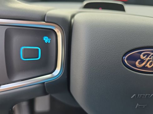 New 2025 Ford Expedition Max Active RWD image 25