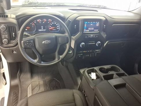 Used 2025 Chevrolet Silverado 2500 Custom w/ Custom Value Package AWD/4WD image 17