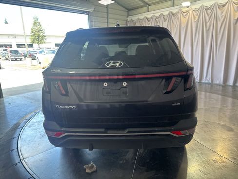 Used 2022 Hyundai Tucson SEL w/ Convenience Package AWD/4WD image 5