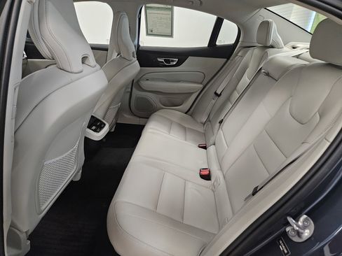 Used 2023 Volvo S60 B5 Ultimate w/ Climate Package image 11
