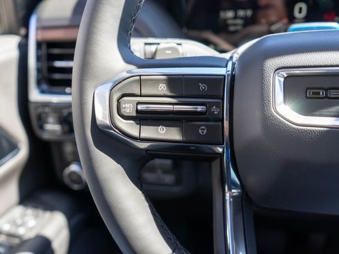 New 2026 GMC Yukon XL Denali image 25