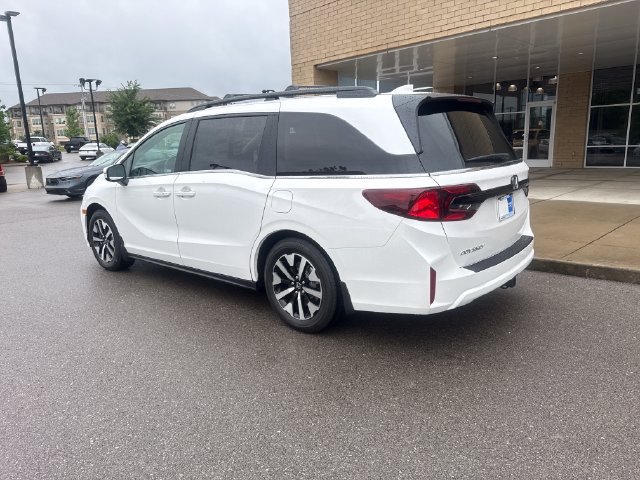 New 2026 Honda Odyssey EX-L image 3