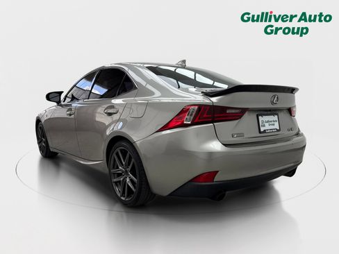 Used 2016 Lexus IS 200t RWD image 5