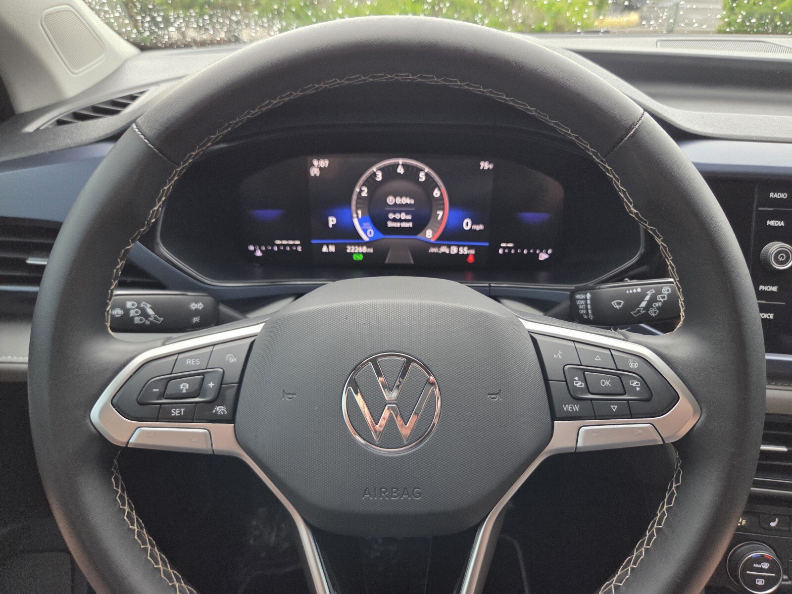 Used 2024 Volkswagen Taos SE FWD image 25
