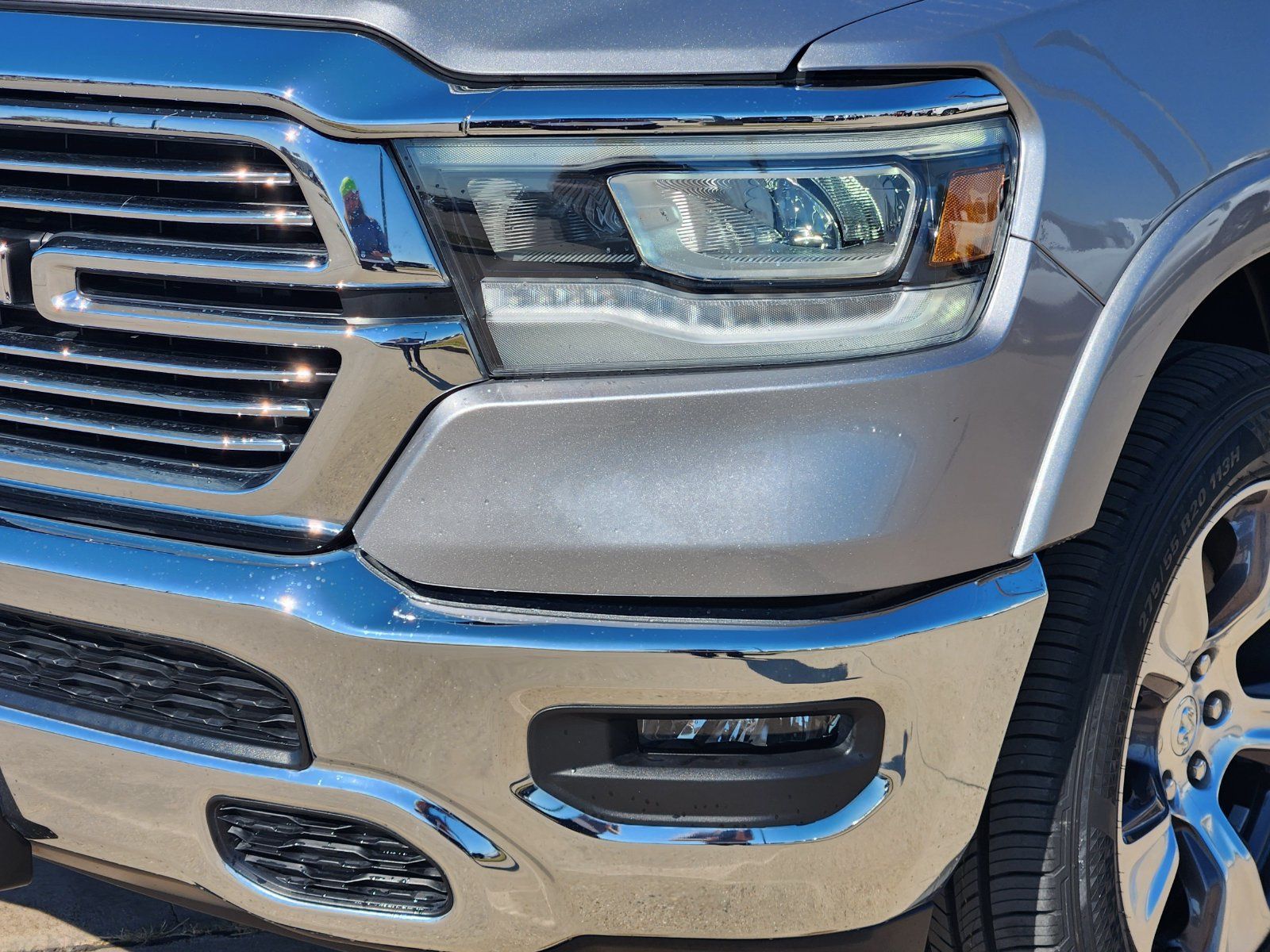 Used 2022 RAM 1500 Laramie AWD/4WD image 9