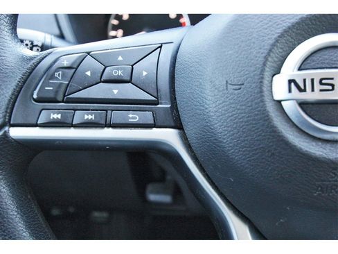 Used 2022 Nissan Altima 2.5 SV image 11