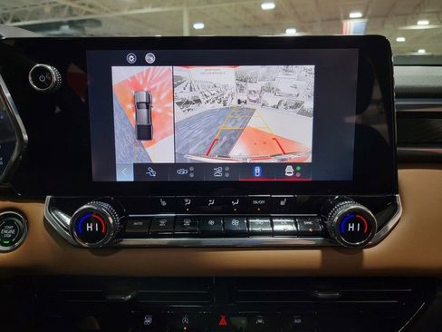 Certified 2024 GMC Canyon AT4 w/ Technology Package image 30