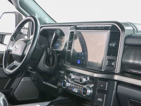 Used 2024 Ford F250 Lariat image 27