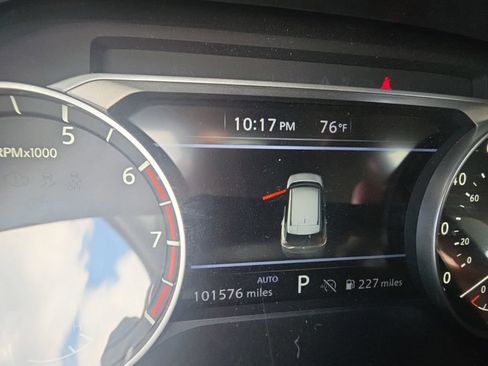 Used 2023 Nissan Rogue SV AWD/4WD image 14