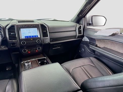 Used 2020 Ford Expedition Max Limited image 30