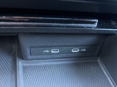 Used 2024 Volkswagen Atlas SE image 21