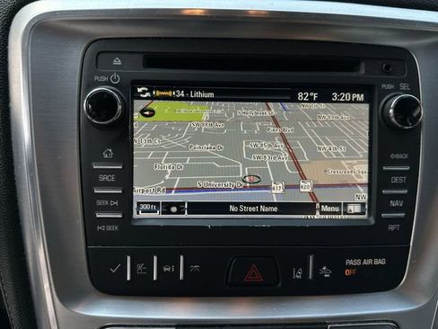 Used 2017 GMC Acadia Limited SLT image 26