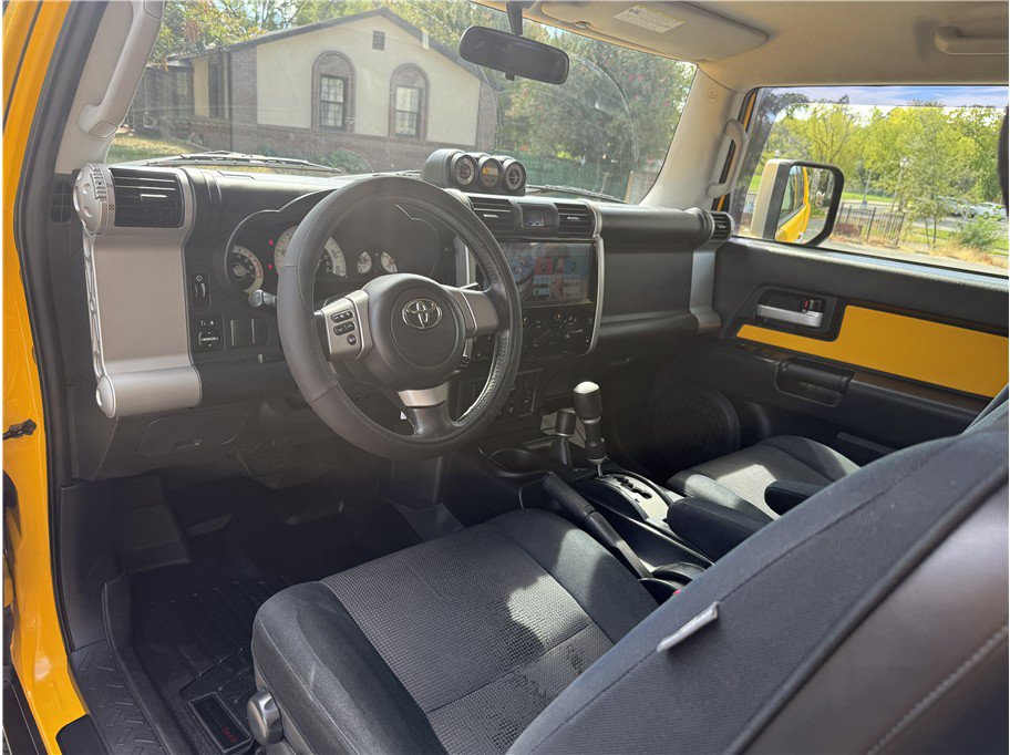Used 2007 Toyota FJ Cruiser 4WD image 11