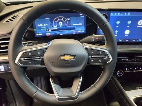 New 2026 Chevrolet Traverse LT w/ Sun and Wheel Package image 20