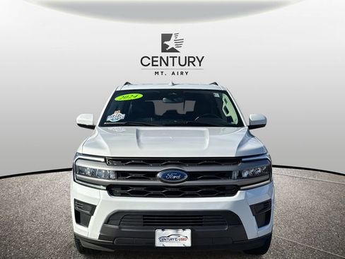 Used 2024 Ford Expedition XLT image 6