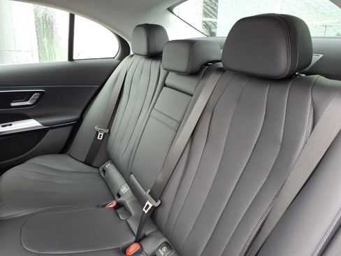 New 2026 Mercedes-Benz E 350 4MATIC Sedan image 26