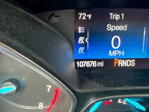 Used 2018 Ford Escape SE AWD/4WD image 9
