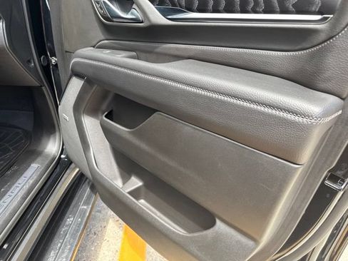 Used 2024 GMC Yukon Denali RWD image 15