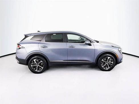 Used 2023 Kia Sportage EX AWD/4WD image 8