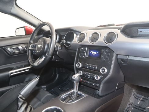 Used 2019 Ford Mustang GT RWD image 47