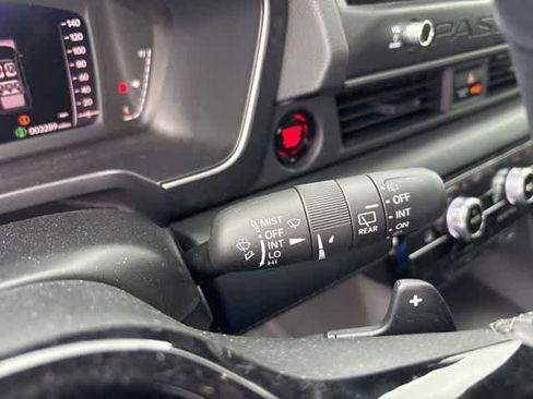 Used 2026 Honda Passport RTL image 17
