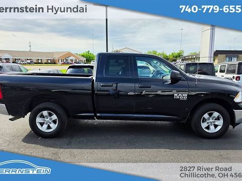 Used 2024 RAM 1500 Classic SLT AWD/4WD image 22