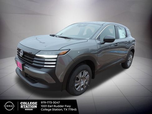 New 2026 Nissan Kicks S image 8