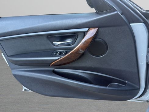 Used 2013 BMW 328i Sedan RWD image 10