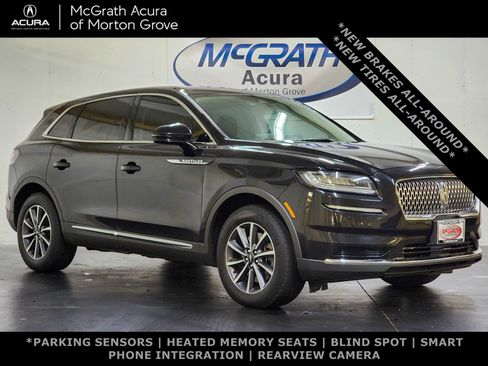 Used 2022 Lincoln Nautilus Standard image 1