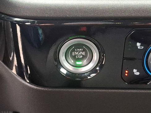 Used 2022 Chevrolet Silverado 1500 LT image 25