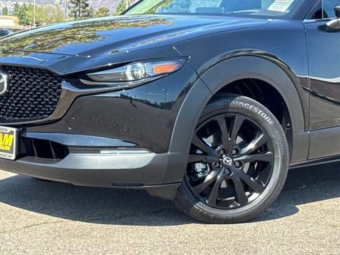 Certified 2025 MAZDA CX-30 2.5 Turbo w/ Premium Package image 4