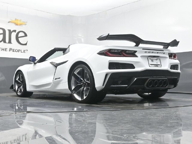 New 2027 Chevrolet Corvette Z06 RWD image 5