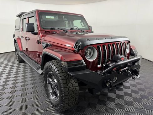 Used 2021 Jeep Gladiator Overland w/ Popular Equipment Package AWD/4WD image 3