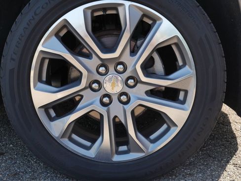 Used 2018 Chevrolet Traverse Premier AWD/4WD image 6