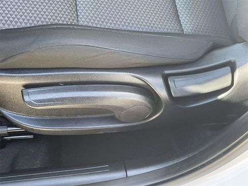 Used 2024 Kia Soul LX w/ Option Group 015 image 16