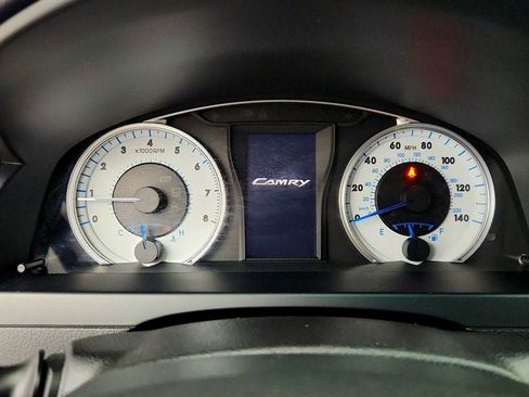 Used 2016 Toyota Camry SE FWD image 15
