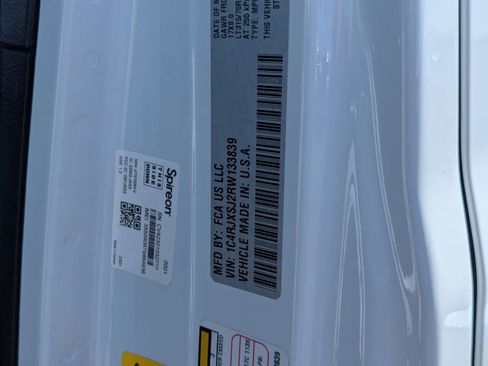 Used 2024 Jeep Wrangler Unlimited Rubicon 392 image 30