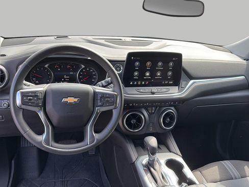 Certified 2024 Chevrolet Blazer LT w/ Convenience Package AWD/4WD image 15