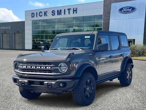 New 2025 Ford Bronco Big Bend w/ Black Diamond Package image 3