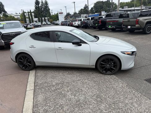 Used 2024 MAZDA MAZDA3 s FWD image 7